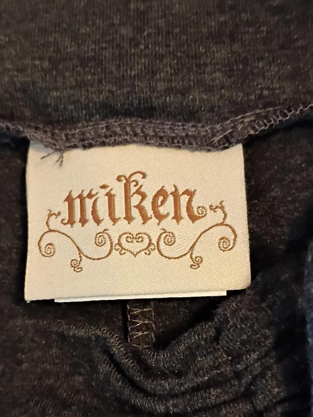 Miken Capris L